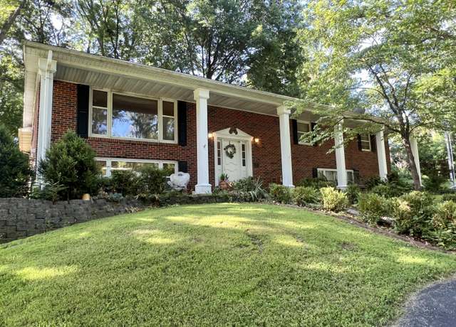 Property at 1600 Jefferson Dr, Boonville, MO 65233, 5 beds, 2.5 baths