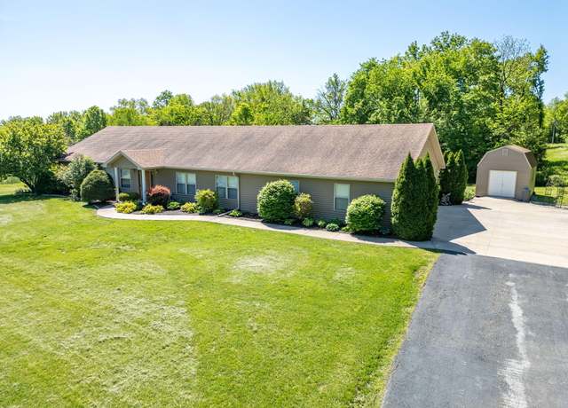 Property at 6950 W Sugar Creek Dr, Columbia, MO 65203, 3 beds, 2 baths