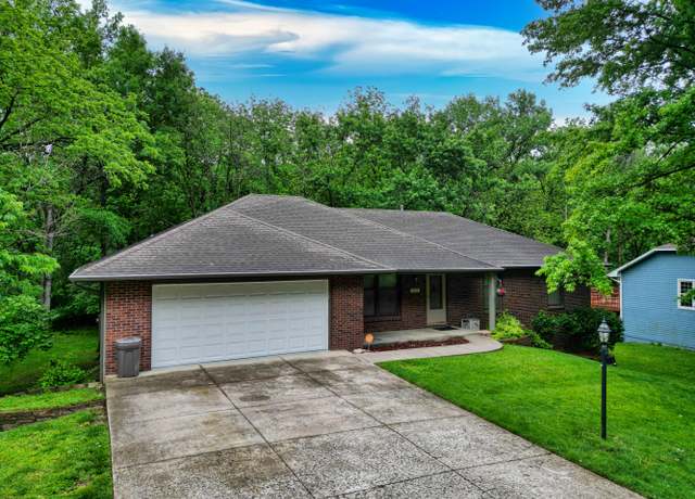 Property at 1326 Overhill Rd, Columbia, MO 65203, 5 beds, 3.5 baths