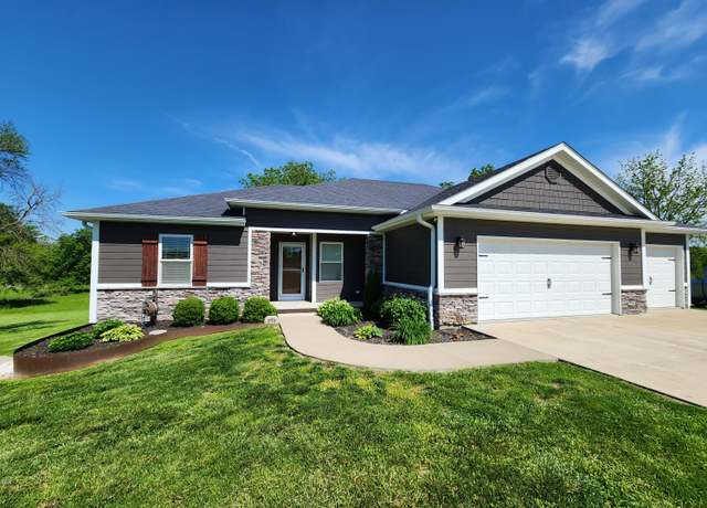 Property at 16525 U Hwy, Boonville, MO 65233, 5 beds, 3 baths