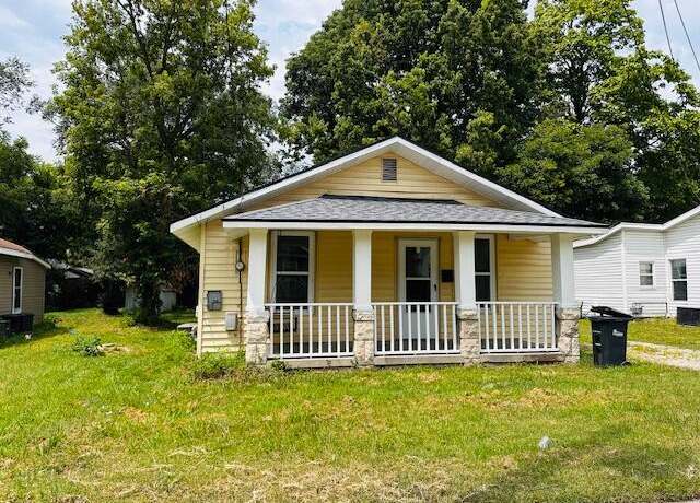 Property at 803 N Seventh St, Columbia, MO 65201, 3 beds, 1 bath