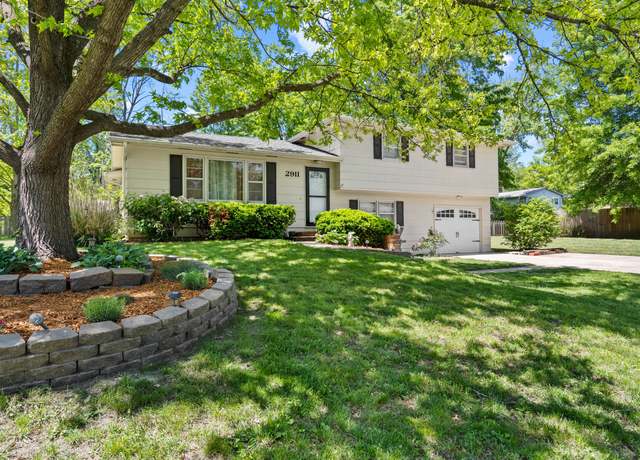 Property at 2911 E Henley Dr, Columbia, MO 65202, 4 beds, 2 baths