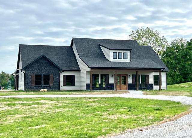 Property at 19045 Lewis And Clark Dr, Boonville, MO 65233, 4 beds, 3.5 baths