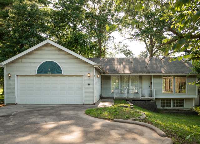 Property at 705 S Old 63, Columbia, MO 65201, 4 beds, 2 baths
