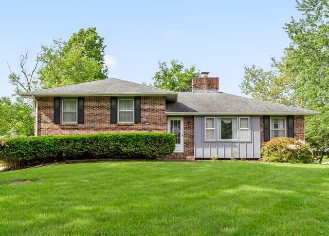 Property at 4 Halley Ct, Fulton, MO 65251, 3 beds, 1 bath