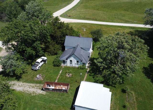 Property at 29024 Lariat Ave, Macon, MO 63552