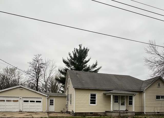 Property at 326 Madison Ave, Moberly, MO 65270, 3 beds, 1 bath