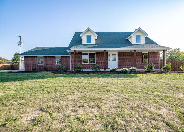 Property at 7400 E ST Charles Rd, Columbia, MO 65202, 4 beds, 3.5 baths
