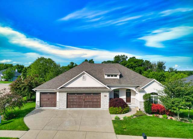 Property at 5300 Perche Pointe Pl, Columbia, MO 65203, 4 beds, 3.5 baths