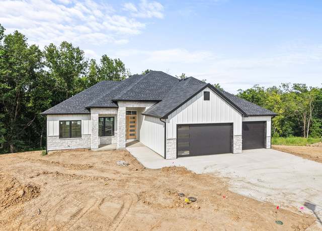 Property at 4800 Whisper Ct, Columbia, MO 65203, 5 beds, 3.5 baths
