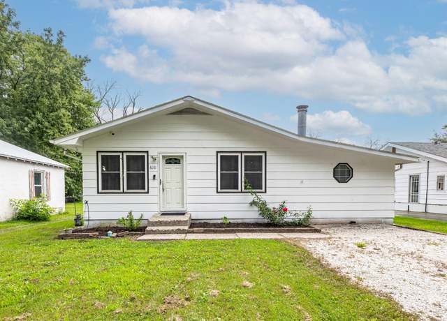 Property at 610 S Green St, Centralia, MO 65240, 3 beds, 2 baths