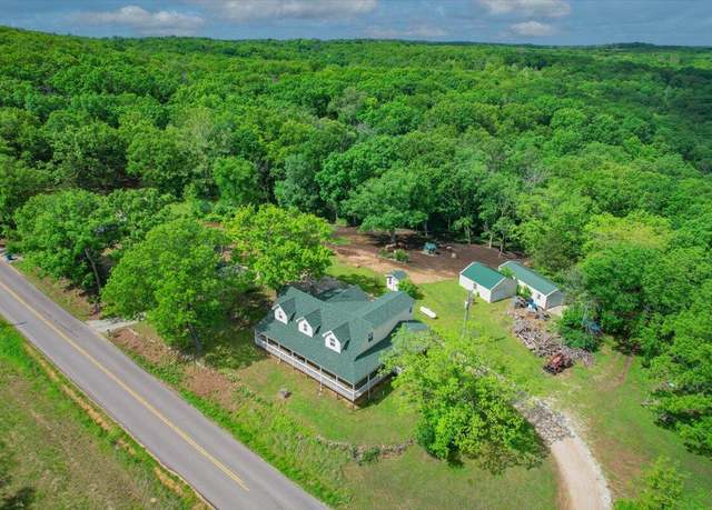 Property at 2261 Pier 31 Rd, Camdenton, MO 65020, 4 beds, 3 baths