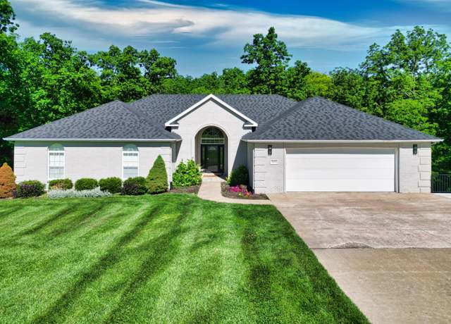 Property at 3105 S Winding Trail Ct, Columbia, MO 65201, 4 beds, 3.5 baths