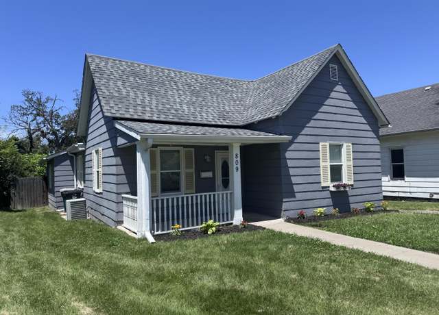 Property at 809 S 4th St, Moberly, MO 65259, 2 beds, 1 bath
