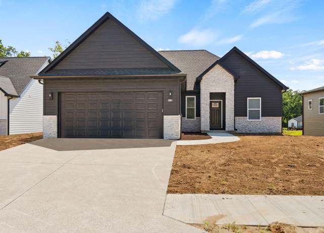 Property at 410 Sugarberry Dr, Columbia, MO 65201, 4 beds, 3 baths