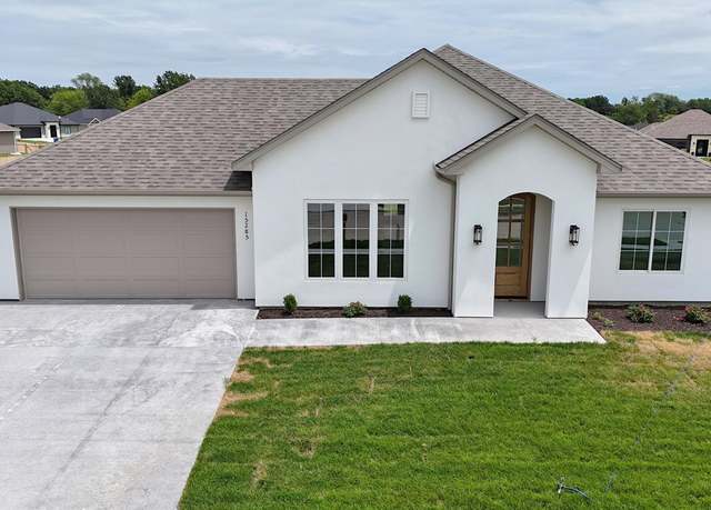 Property at 15285 General Dr, Ashland, MO 65010, 3 beds, 2 baths