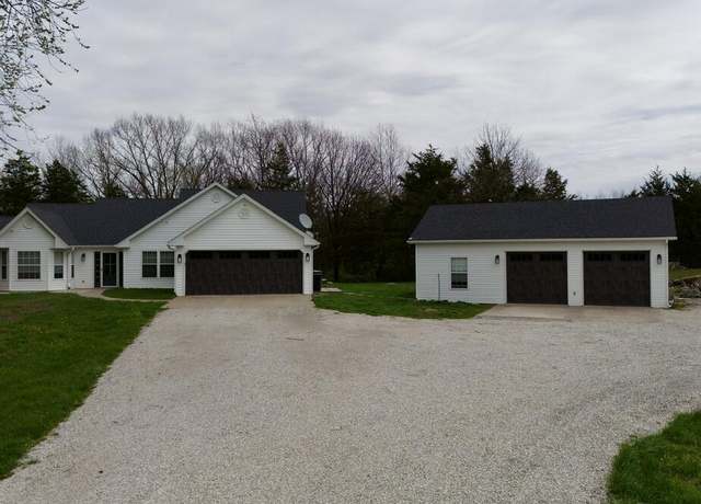 Property at 11288 S Blackhawk Trl, Ashland, MO 65010, 3 beds, 2.5 baths