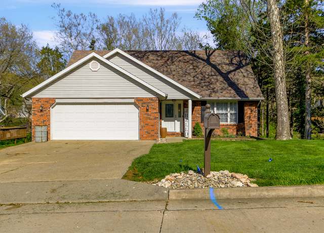 Property at 1733 Providence Dr, Jefferson City, MO 65109, 4 beds, 3.5 baths