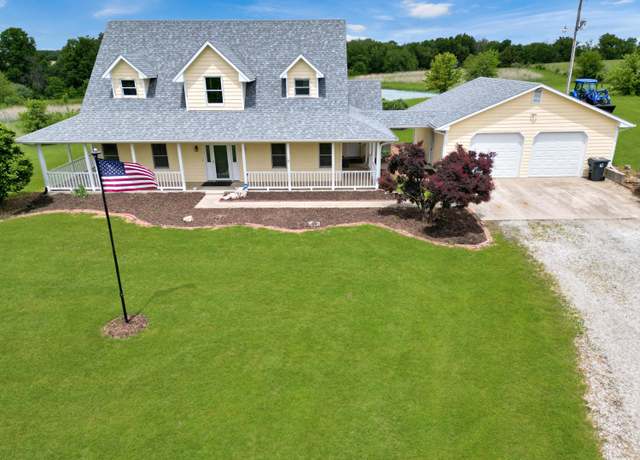 Property at 7495 E Schooler Rd, Centralia, MO 65240, 3 beds, 2.5 baths