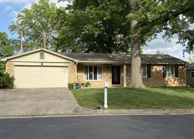 Property at 2212 Iris Dr, Columbia, MO 65202, 3 beds, 2 baths