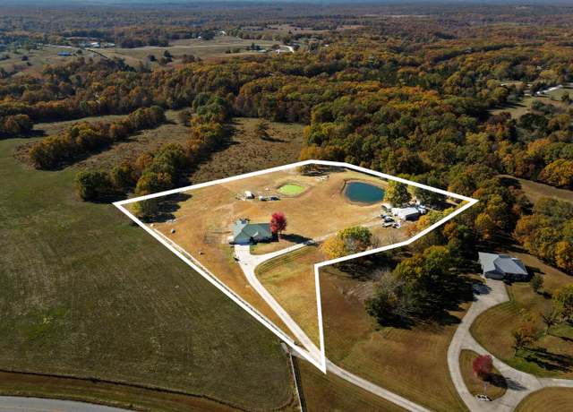Property at 14846 State Highway B, Higbee, MO 65257, 3 beds, 2 baths
