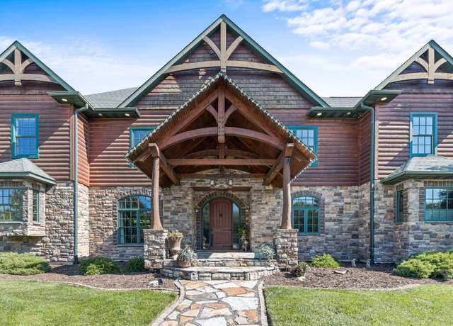 Property at 10945 E Bowling Ln, Columbia, MO 65201, 6 beds, 4.5 baths