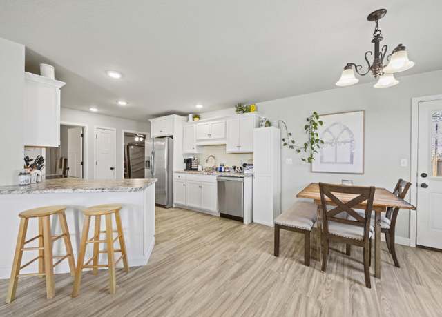 Property at 1201 Jefferson Rd, Boonville, MO 65233, 3 beds, 2 baths