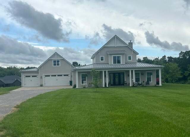Property at 15172 S Henry Ln, Ashland, MO 65010, 4 beds, 4.5 baths