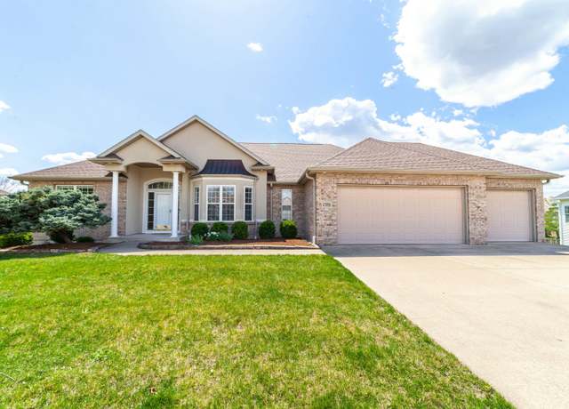 Property at 1704 Northfield Dr, Columbia, MO 65203, 5 beds, 3 baths