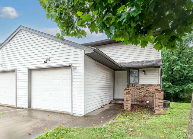 Property at 431 Foxfire Dr, Columbia, MO 65201