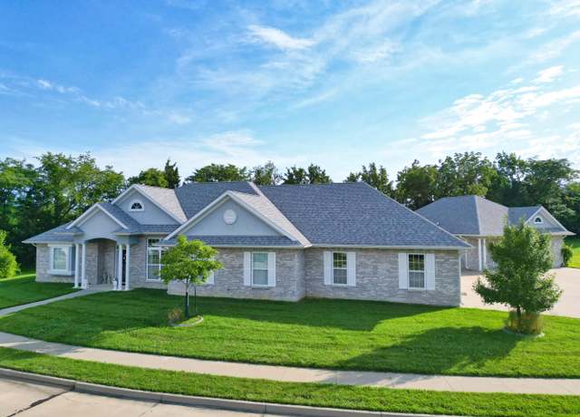 Property at 3824 Canyon Ridge Dr, Columbia, MO 65202, 3 beds, 2 baths