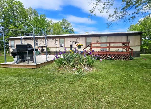 Property at 4805 County Road 421, Fulton, MO 65251, 2 beds, 2 baths