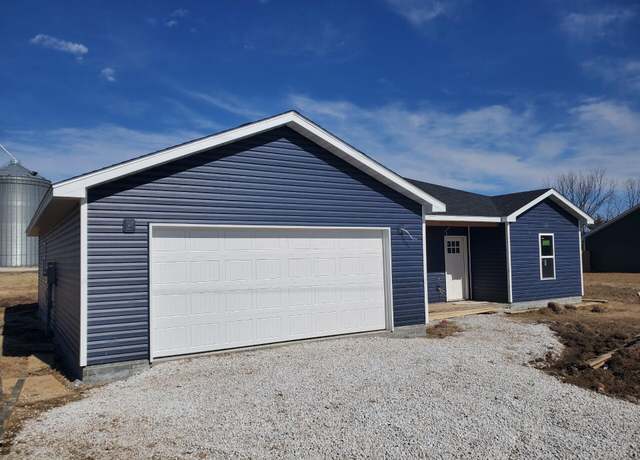 Property at 31 Andy Ct, Clark, MO 65243, 3 beds, 2 baths