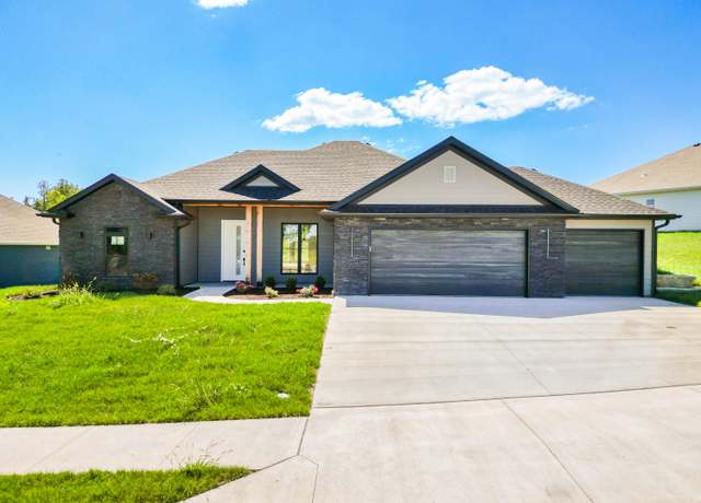 Property at 1965 N Booker Dr, Columbia, MO 65202, 3 beds, 2 baths