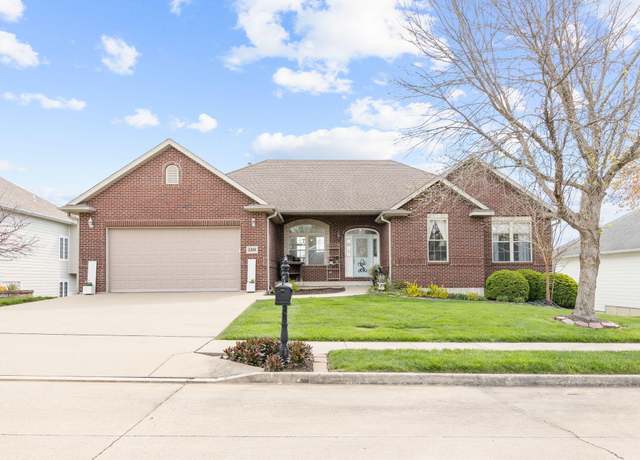 Property at 5306 Chamois Dr, Columbia, MO 65203, 5 beds, 3 baths