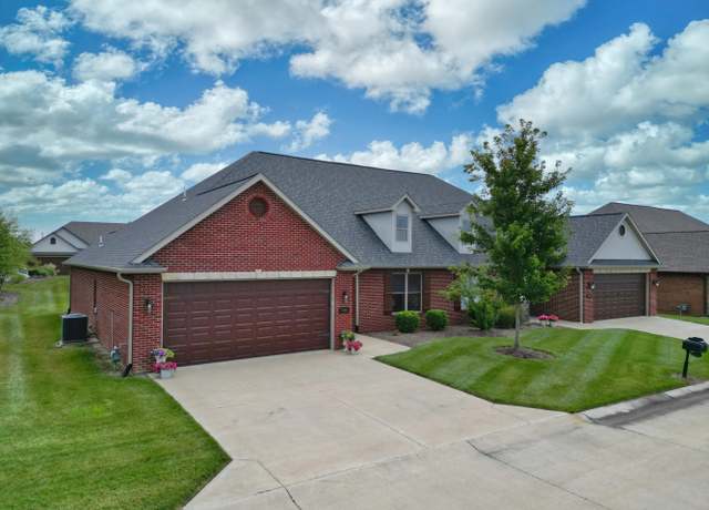 Property at 1904 Talco Dr, Columbia, MO 65201, 3 beds, 3 baths