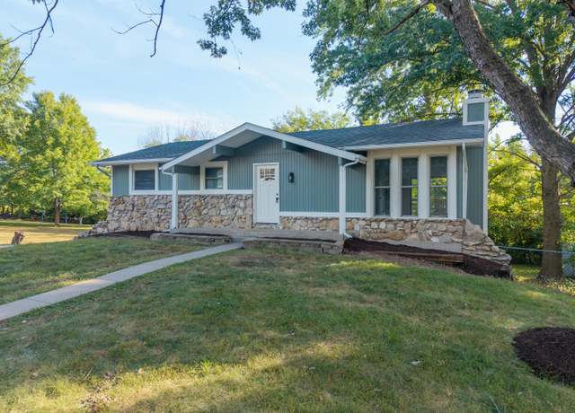 Property at 7112 N Moberly Dr, Columbia, MO 65202, 3 beds, 1.5 baths