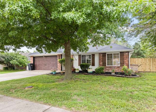 Property at 1807 E Phoenix Rd, Columbia, MO 65202, 3 beds, 2 baths