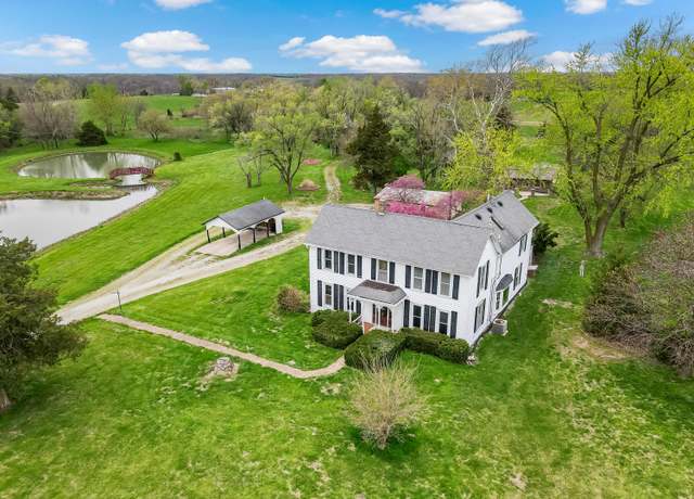 Property at 9904 Georgetown Dr, Pilot Grove, MO 65276, 4 beds, 4 baths