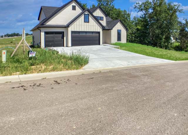 Property at 6343 Yellowstone Dr, Ashland, MO 65010, 5 beds, 2.5 baths