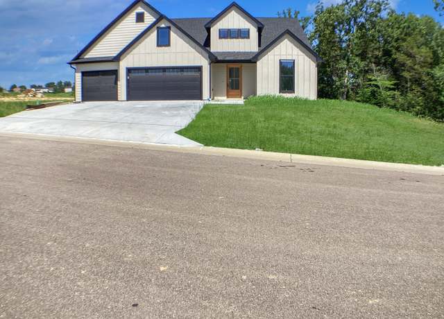 Property at 6343 Yellowstone Dr, Ashland, MO 65010, 5 beds, 2.5 baths