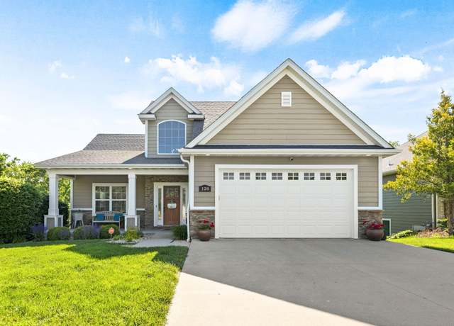 Property at 128 Cedar Falls Ct, Columbia, MO 65203, 5 beds, 3.5 baths