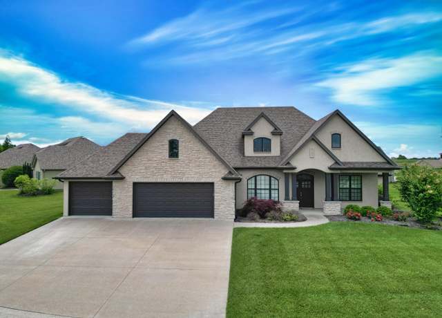 Property at 1914 Lasso Cir, Columbia, MO 65201, 4 beds, 3 baths
