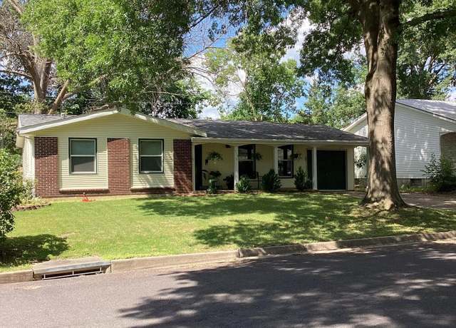 Property at 113 E EL Cortez Dr, Columbia, MO 65203, 3 beds, 3 baths