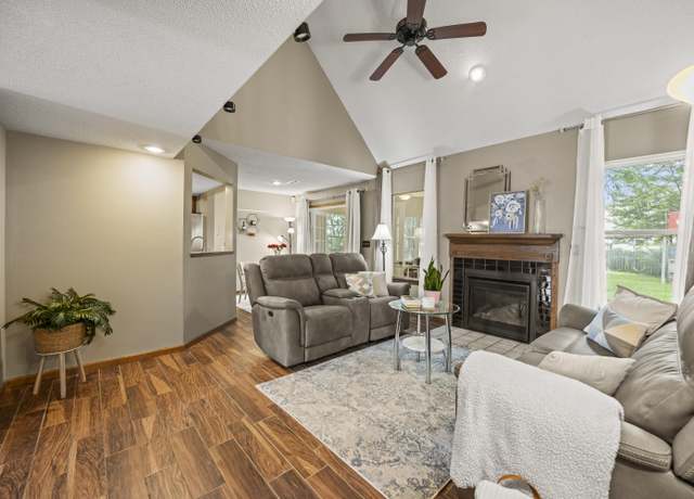 Property at 3701 Churchill Dr, Columbia, MO 65201, 4 beds, 2.5 baths