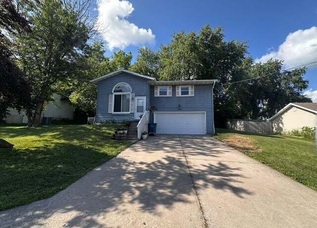 Property at 511 Turner Ave, Ashland, MO 65010, 3 beds, 1.5 baths