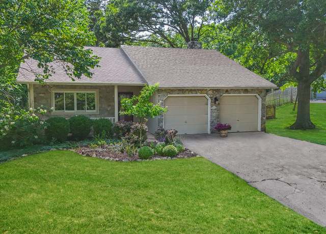 Property at 2503 Lynnwood Dr, Columbia, MO 65203, 4 beds, 3 baths