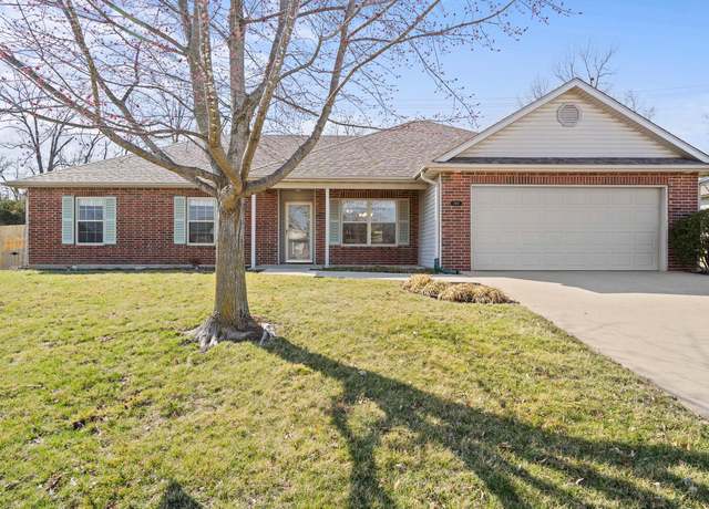 Property at 3911 Zambezi Dr, Columbia, MO 65202, 3 beds, 2 baths