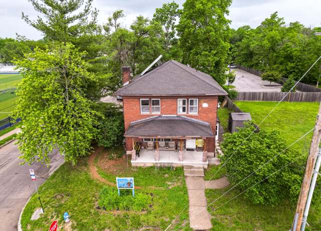 Property at 901 Range Line St, Columbia, MO 65201, 9 beds, 4.5 baths