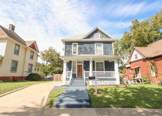 Property at 129 Kirby St, Moberly, MO 65270, 3 beds, 1.5 baths